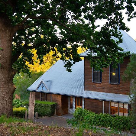 French Cottage Дейлсфорд Екстериор снимка