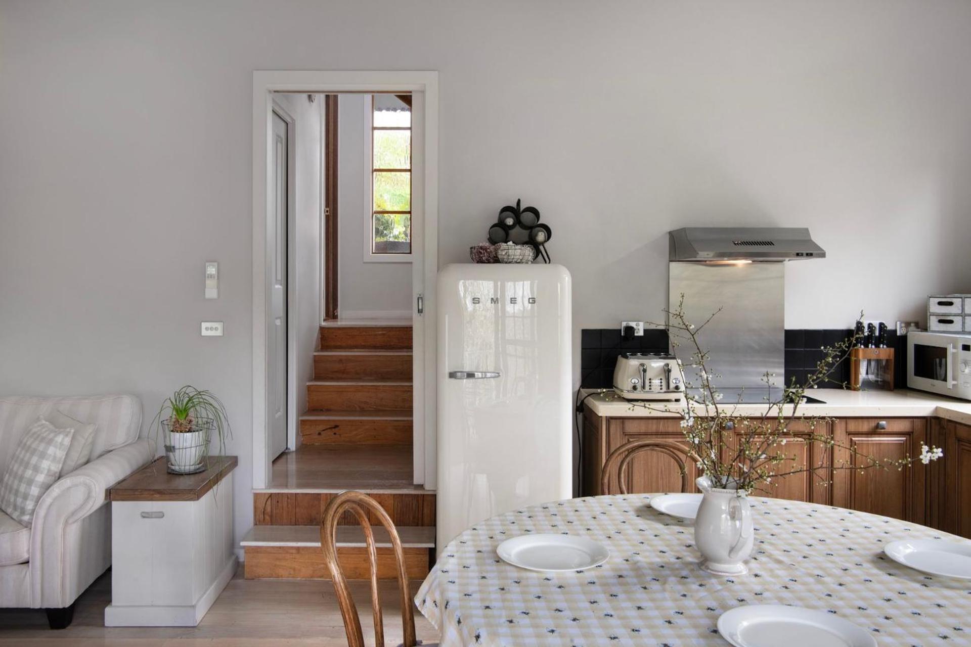 French Cottage Дейлсфорд Екстериор снимка